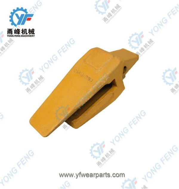 Hyundai R200 ?Two Strap Adapter Center, Side Pin Adapters  61N6-31320