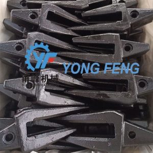 Hyundai R290 Two Strap Adapter Center, Side Pin Adapters 61N8-31320